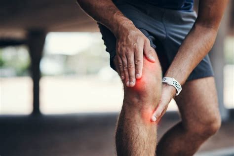 Knee Strain or Sprain .